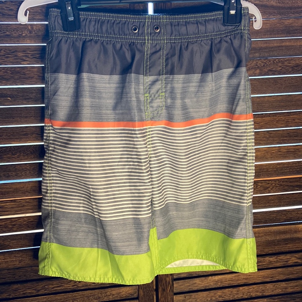 Swim trunks‎